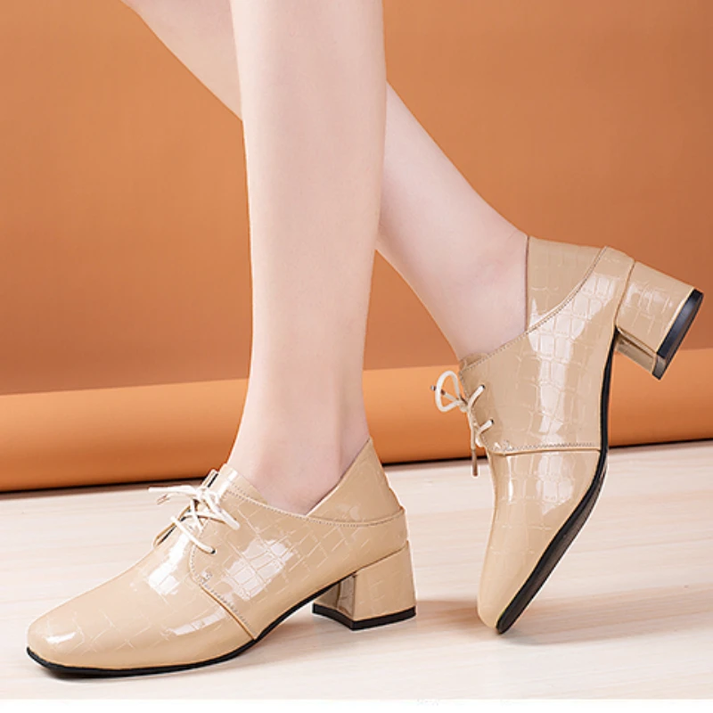 2022 New Spring and Autumn Fashion Explosion Models Ladies Square Head Lace-up Small Leather Shoes Women's Office Shoes Size 40
2022 New Spring and Autumn Fashion Explosion Models Ladies Square Head Lace-up Small Leather Shoes Women's Office Shoes Size 40