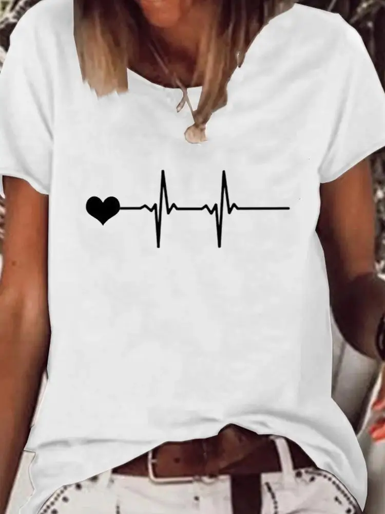 Print T Shirt Love Heart Trend 90s Cute Short Sleeve Clothes Summer Fashion Women Clothing Graphic T-shirt Kawaii Basic Tee Top
Print T Shirt Love Heart Trend 90s Cute Short Sleeve Clothes Summer Fashion Women Clothing Graphic T-shirt Kawaii Basic Tee Top