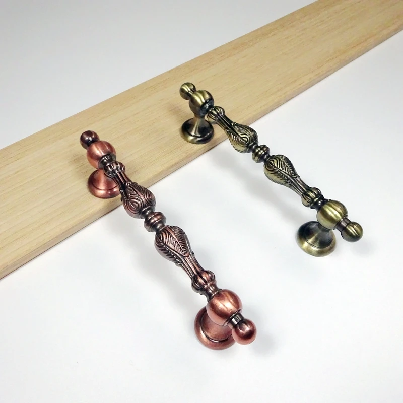 Classical Zinc Alloy Cabinet Handles Kitchen Cupboard Wardrobe Door Pulls Drawer Knobs Furniture Hardware Houseware Products
Classical Zinc Alloy Cabinet Handles Kitchen Cupboard Wardrobe Door Pulls Drawer Knobs Furniture Hardware Houseware Products