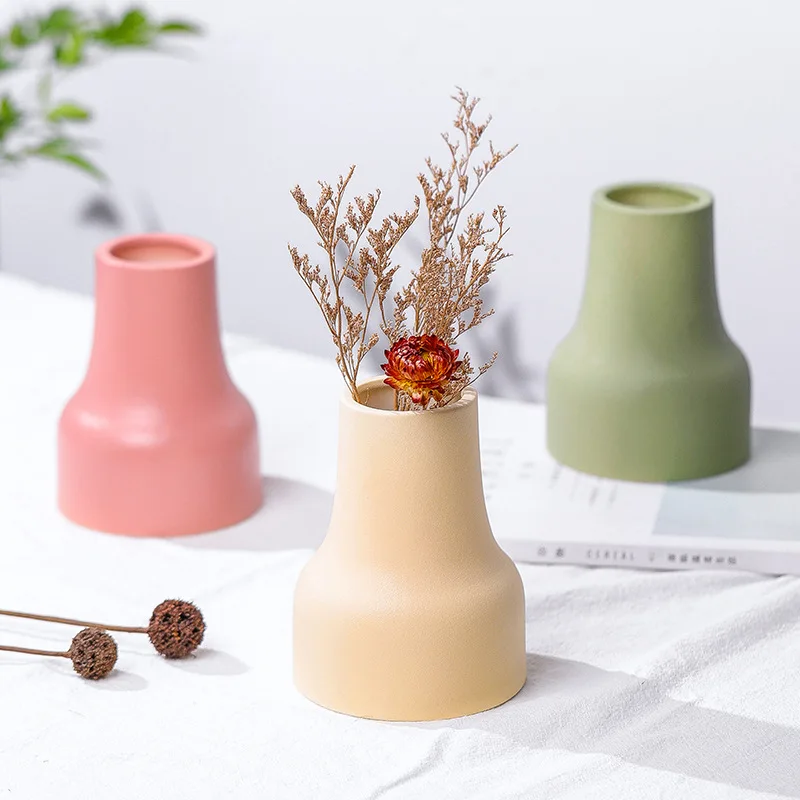 Nordic Flower Ware Colorful Ceramic Decoration Vase Hotel Living Room Florist Dry Flower Arrangement Home Decoration Accessories
Nordic Flower Ware Colorful Ceramic Decoration Vase Hotel Living Room Florist Dry Flower Arrangement Home Decoration Accessories