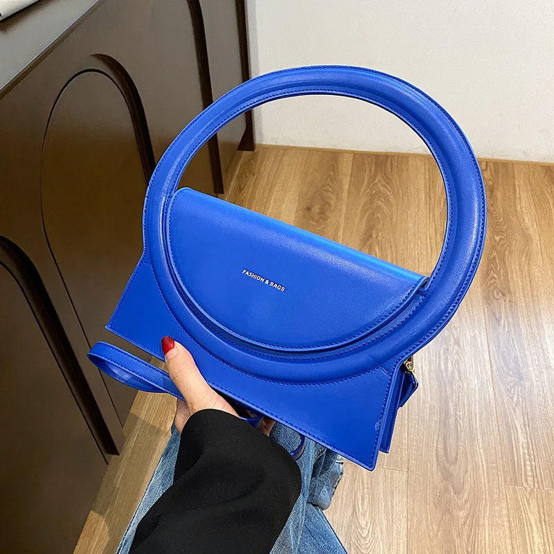 Шикарная сумка с круглой ручкой и кошелек 2022, женская маленькая милая сумка-тоут из высококачественной искусственной кожи через плечо для женщин
Шикарная сумка с круглой ручкой и кошелек 2022, женская маленькая милая сумка-тоут из высококачественной искусственной кожи через плечо для женщин