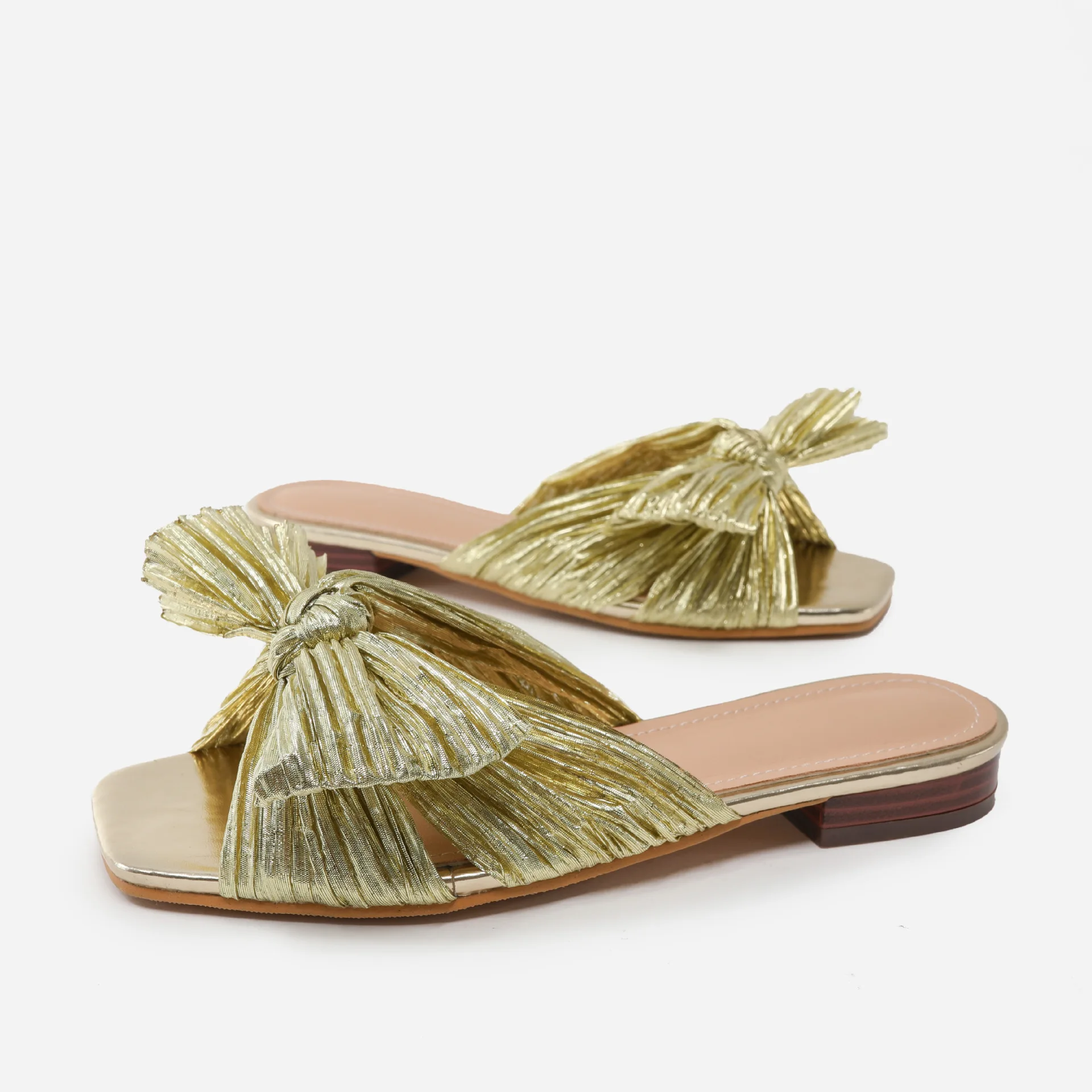 Gold Sandels for Women Summer Cute Designer Bowknot Woman Slippers Ladies Flats Shoes Slides Flip Flops Zandalias De Mujer
Gold Sandels for Women Summer Cute Designer Bowknot Woman Slippers Ladies Flats Shoes Slides Flip Flops Zandalias De Mujer