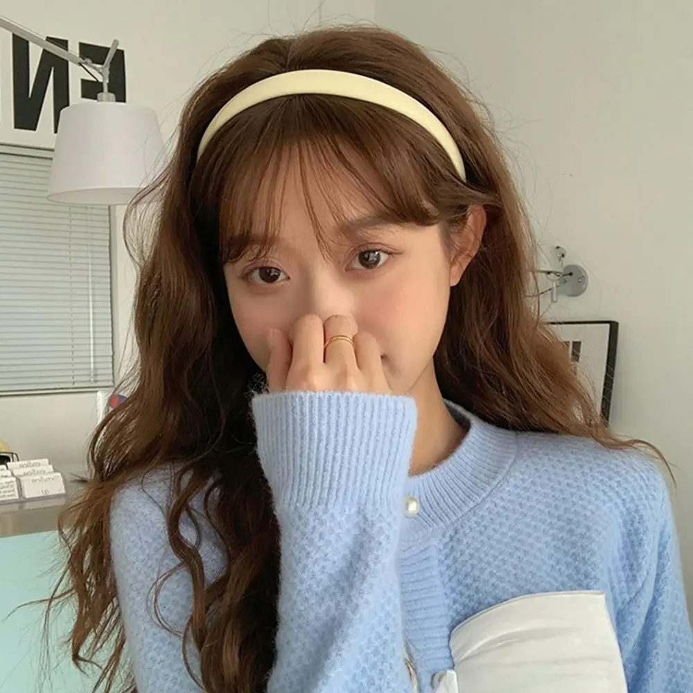 Candy Color PU Leather Hair Hoop Korean Style Headband Women Headband Hair Accessories Female Headdress Headwear Makeup
Candy Color PU Leather Hair Hoop Korean Style Headband Women Headband Hair Accessories Female Headdress Headwear Makeup