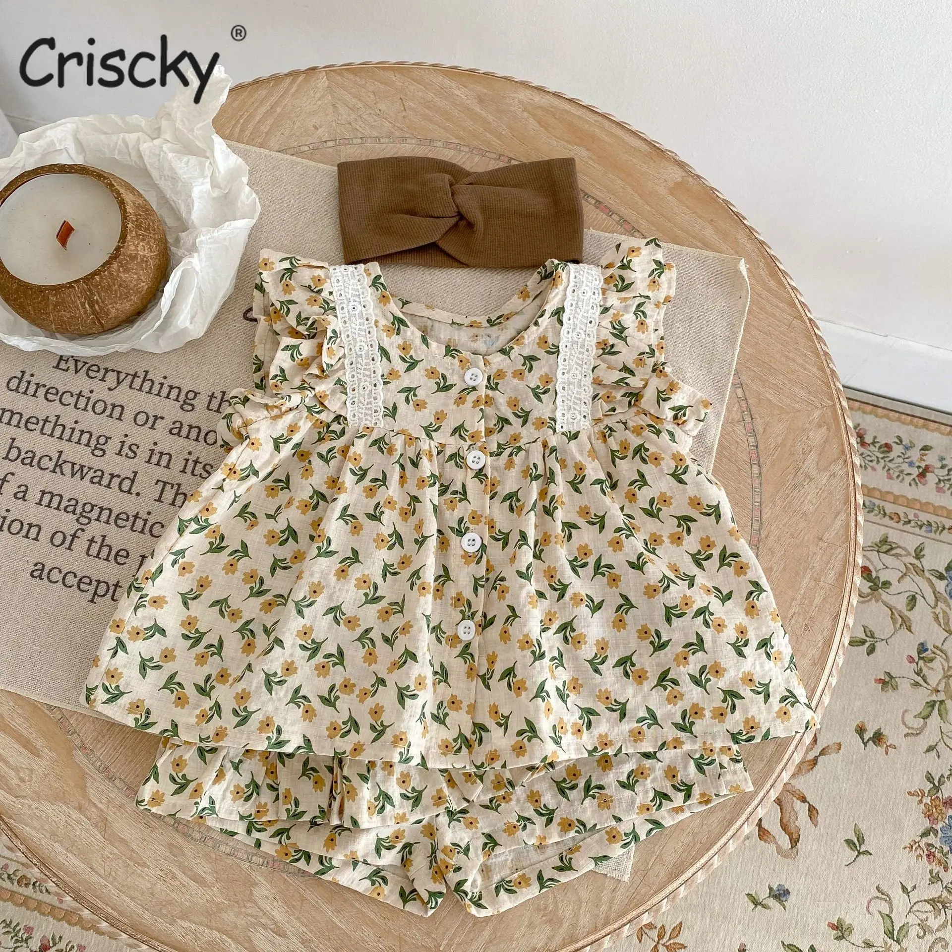 Baby Girl Clothes Set O Neck Spring 0-5Y Baby Floral Print Cotton Style Sleeveless Tops + Shorts Newborn Baby Sets
Baby Girl Clothes Set O Neck Spring 0-5Y Baby Floral Print Cotton Style Sleeveless Tops + Shorts Newborn Baby Sets