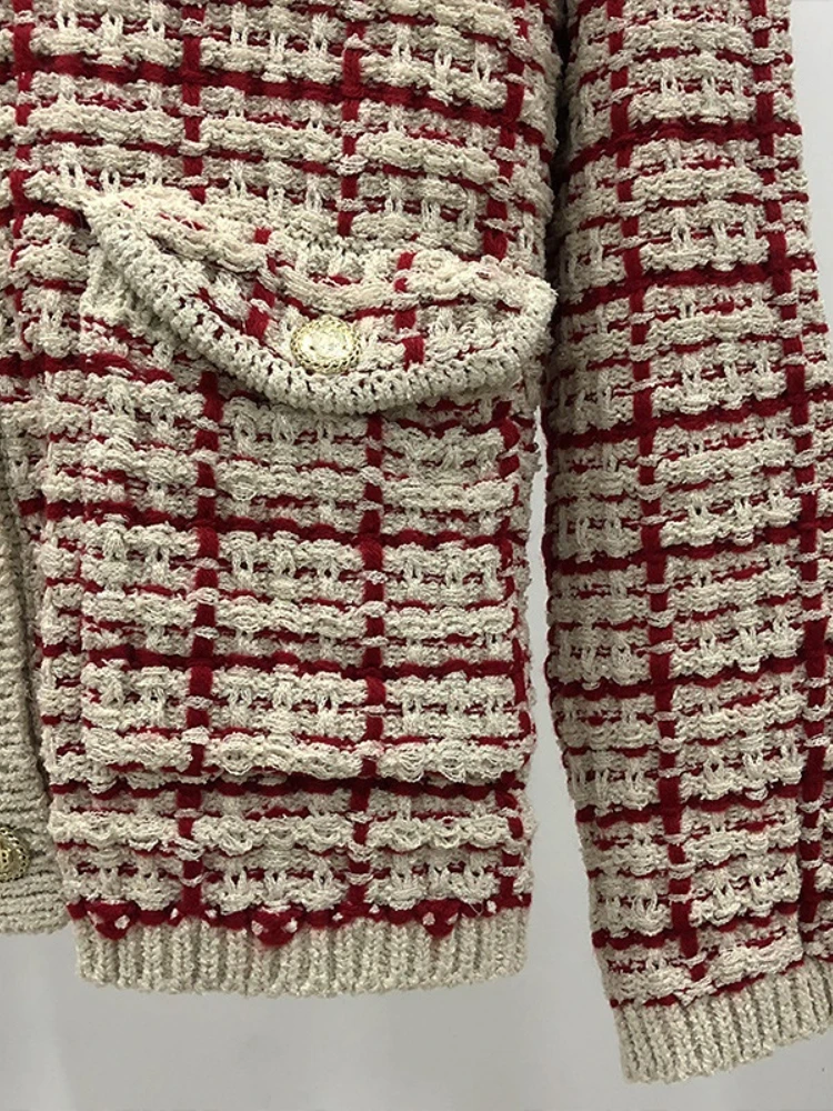 2022 Autumn and Winter Elegant Cardigan Coats Casual Senior Temperament V-neck Loose Green Coarse Plaid Knitted Jackets Women
2022 Autumn and Winter Elegant Cardigan Coats Casual Senior Temperament V-neck Loose Green Coarse Plaid Knitted Jackets Women