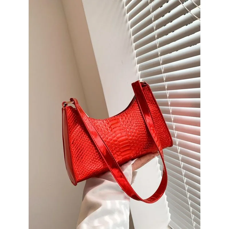 Textured Crocodile Pattern Lacquered Women's Bag 2023 Summer New Fashion Casual Simple Ins Handheld One Shoulder Underarm Bag
Textured Crocodile Pattern Lacquered Women's Bag 2023 Summer New Fashion Casual Simple Ins Handheld One Shoulder Underarm Bag