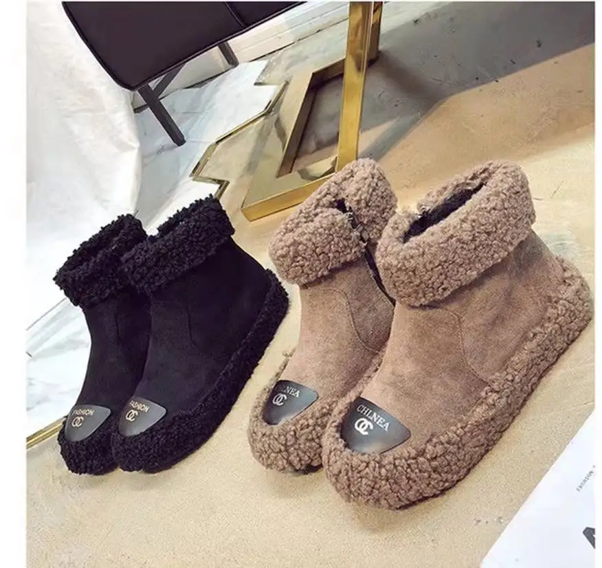 2022 New sheepwool wool shoes warm and plush cotton shoes women's winter flat short boots women's shoes non-slip snow boots
2022 New sheepwool wool shoes warm and plush cotton shoes women's winter flat short boots women's shoes non-slip snow boots