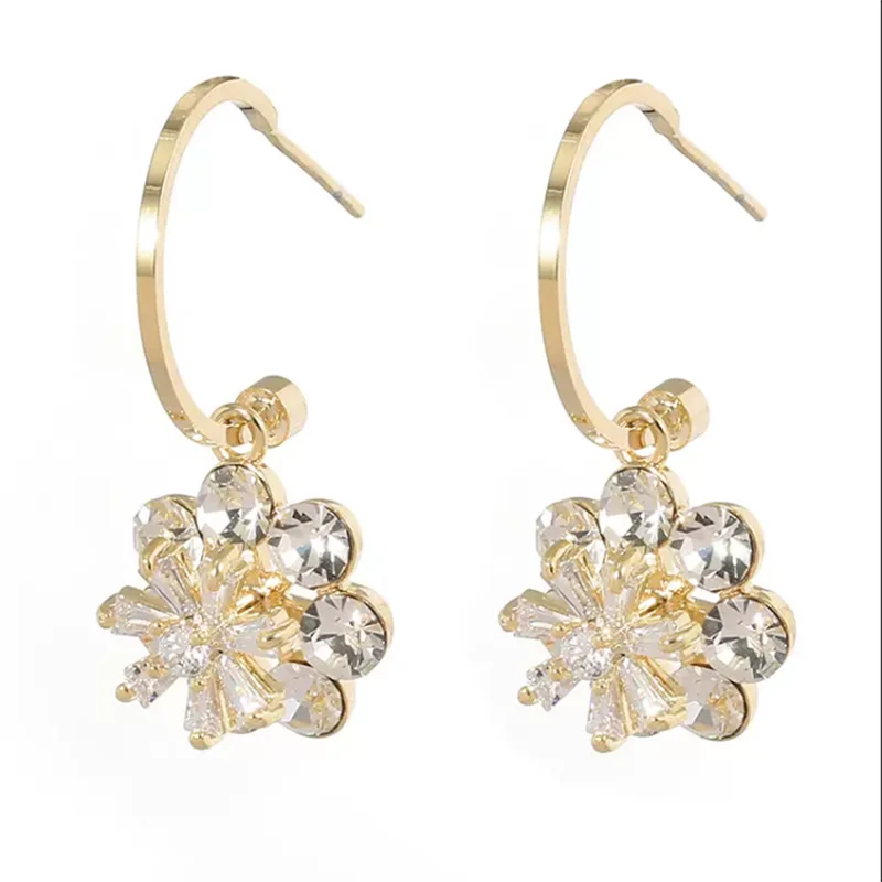 Fashion Crystal Flower Pendant Drop Earrings For Women 2023 Cute Korean Female Office Jewelry Stud Earring boucle oreille femme
Fashion Crystal Flower Pendant Drop Earrings For Women 2023 Cute Korean Female Office Jewelry Stud Earring boucle oreille femme