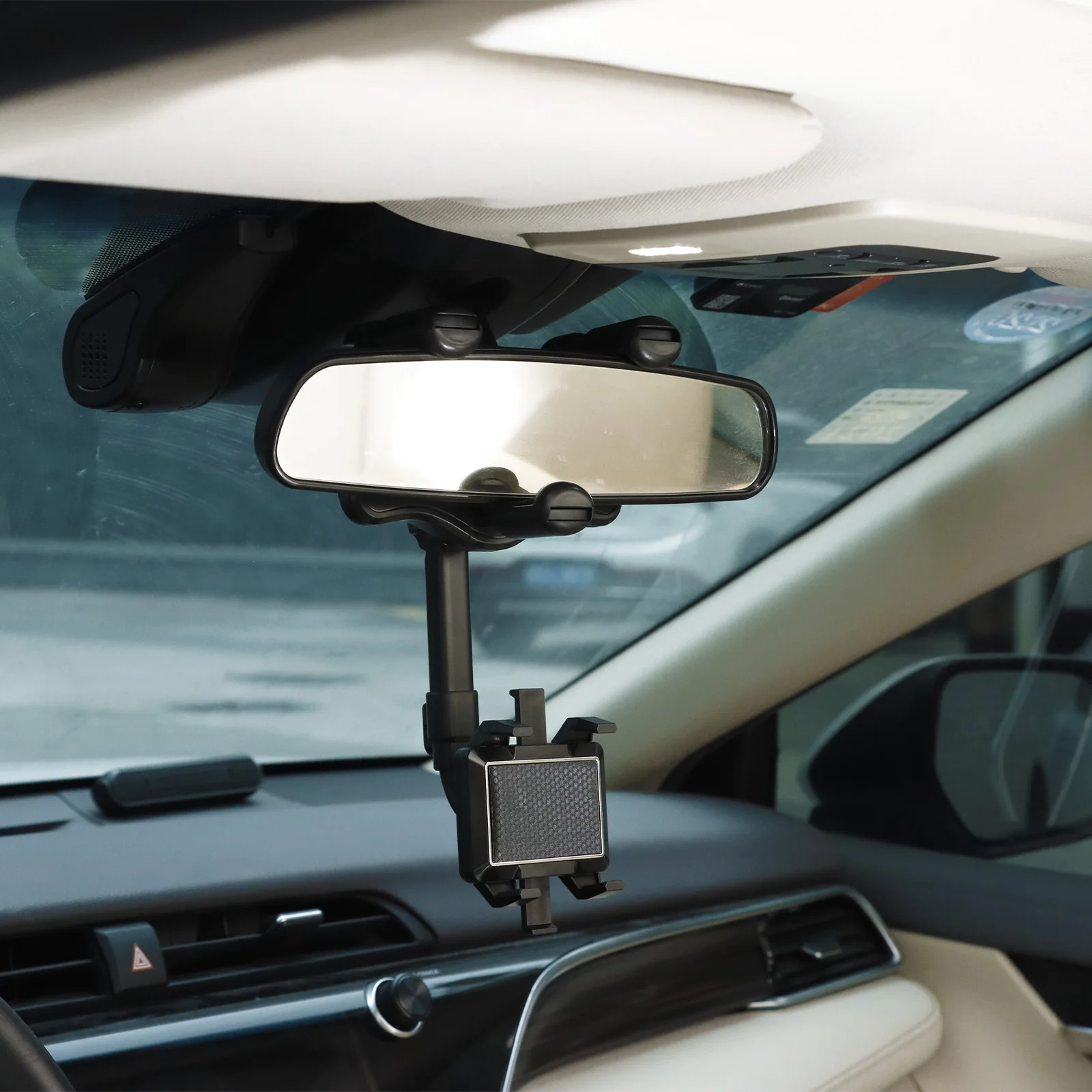 Vehicle Universal Rearview Mirror Phone Holder Car Cradle Phone Holder Wearable Holder Multifunctional Flexible Holder
Vehicle Universal Rearview Mirror Phone Holder Car Cradle Phone Holder Wearable Holder Multifunctional Flexible Holder