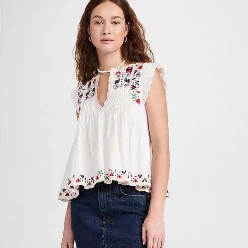 2023 Summer Women New Retro Sweet Color Love Embroidery Ruffle Small Flying Sleeve Top/Same Embroidery Skirt
2023 Summer Women New Retro Sweet Color Love Embroidery Ruffle Small Flying Sleeve Top/Same Embroidery Skirt