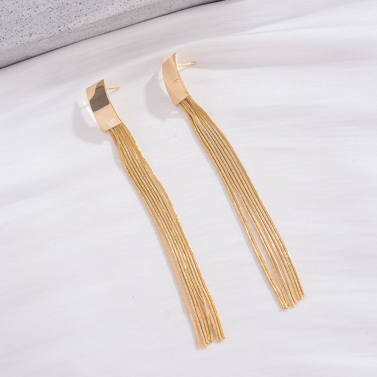2023 Luxury Long Tassel Earrings For Women Gold Color Female Geometric Chain Drop Earrings Statement Jewelry Accessories Gift
2023 Luxury Long Tassel Earrings For Women Gold Color Female Geometric Chain Drop Earrings Statement Jewelry Accessories Gift