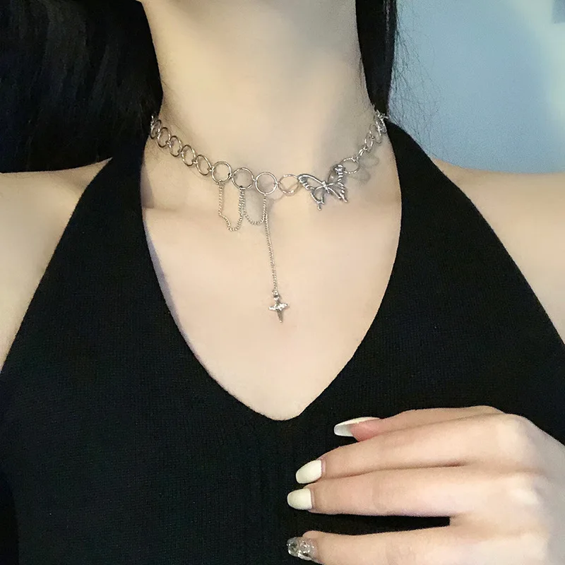 Trend Super Fairy Butterfly Personality Hip-hop Clavicle Chain Autumn and Winter Fashion Cocktail Party Annual Meeting Gift
Trend Super Fairy Butterfly Personality Hip-hop Clavicle Chain Autumn and Winter Fashion Cocktail Party Annual Meeting Gift