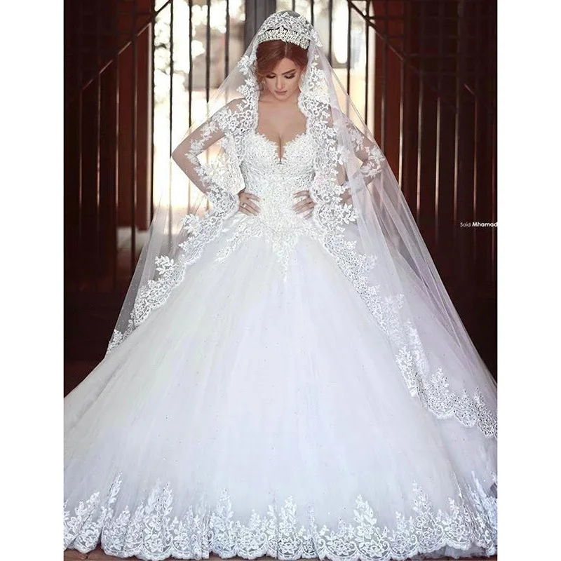 Wedding Dress With Big Tail, European And American Brides With Elegant Temperament And Palace Style
Wedding Dress With Big Tail, European And American Brides With Elegant Temperament And Palace Style