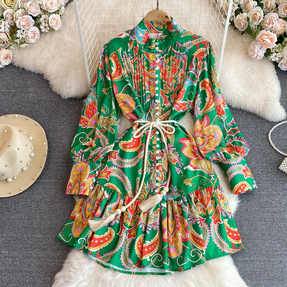 Autumn Retro Palace Style Standing Collar Lanterns Long Sleeves Single-breasted Button Waist A-word Printed Dress Women
Autumn Retro Palace Style Standing Collar Lanterns Long Sleeves Single-breasted Button Waist A-word Printed Dress Women