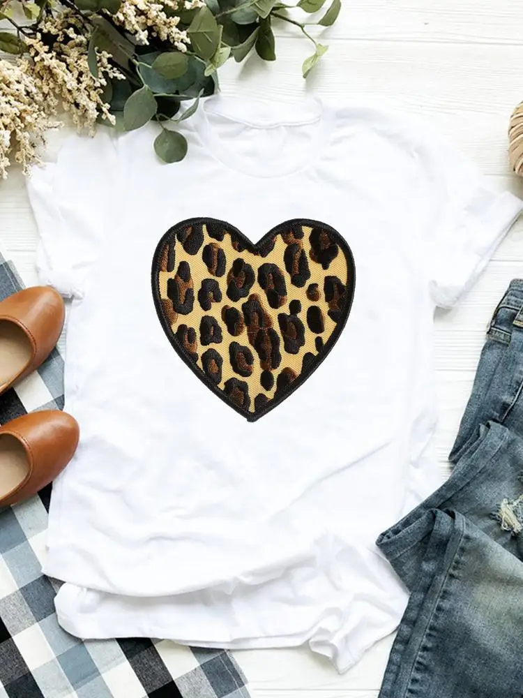 Leopard Love Heart Sweet Trend Women Graphic Tee Summer Clothing Clothes Short Sleeve T Print Fashion Female Casual T-shirts 
Leopard Love Heart Sweet Trend Women Graphic Tee Summer Clothing Clothes Short Sleeve T Print Fashion Female Casual T-shirts