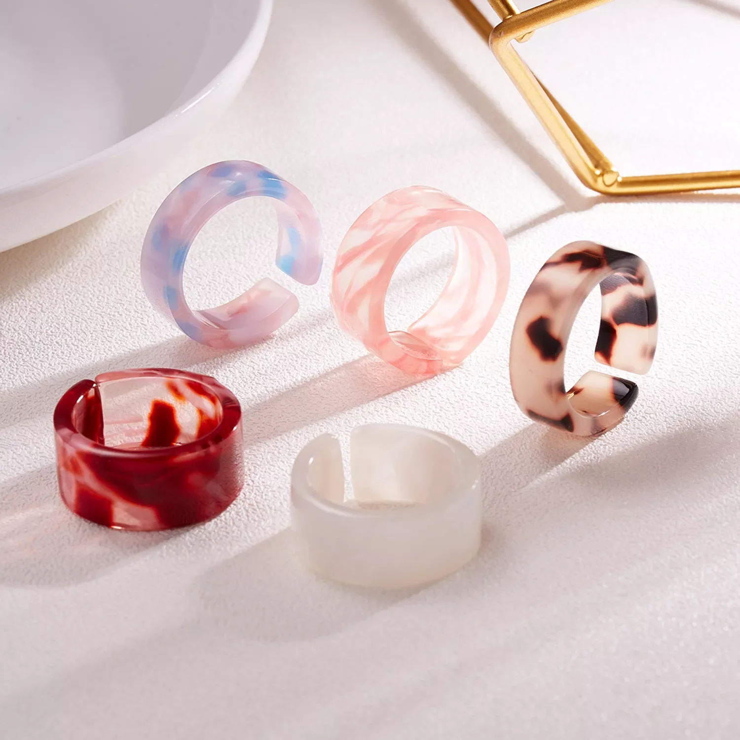New Fashion Colorful Acrylic Resin Geometric Round Transparent Rings Set for Women Party Travel Jewelry Girl Gifts
New Fashion Colorful Acrylic Resin Geometric Round Transparent Rings Set for Women Party Travel Jewelry Girl Gifts