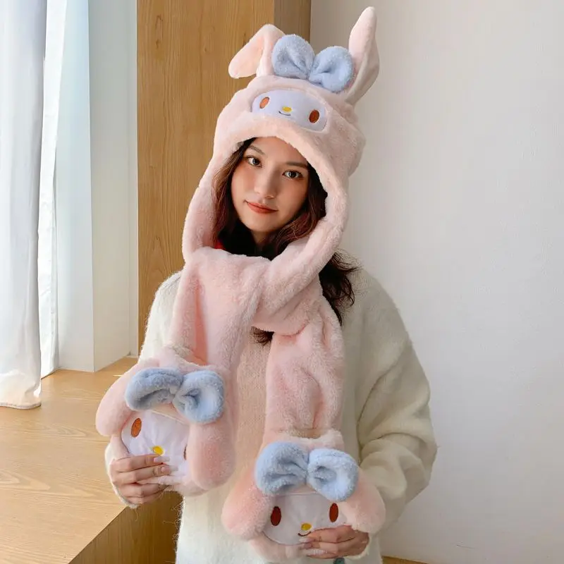 Плюшевая шапка Sanrios Cinnamoroll My Melody, шарф, милый мультяшный персонаж Kuromi, шейный собиратель, флисовые теплые перчатки с капюшоном
Плюшевая шапка Sanrios Cinnamoroll My Melody, шарф, милый мультяшный персонаж Kuromi, шейный собиратель, флисовые теплые перчатки с капюшоном