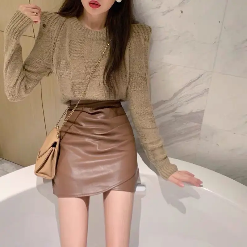 Women Fashion High Waist Pu Faux Leather Skirts Female Bodycon Mini Faux Leather Pencil Skirt Office Ladies Elegant Skirts G513
Women Fashion High Waist Pu Faux Leather Skirts Female Bodycon Mini Faux Leather Pencil Skirt Office Ladies Elegant Skirts G513