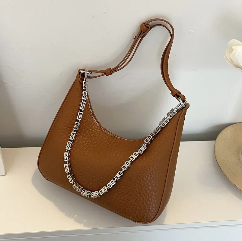 2022 New Underarm Bag High Quality Female Handbag Brand Design Chain Small Shoulder Bag for Women Pu Leather Purse Totes Bolsa
2022 New Underarm Bag High Quality Female Handbag Brand Design Chain Small Shoulder Bag for Women Pu Leather Purse Totes Bolsa
