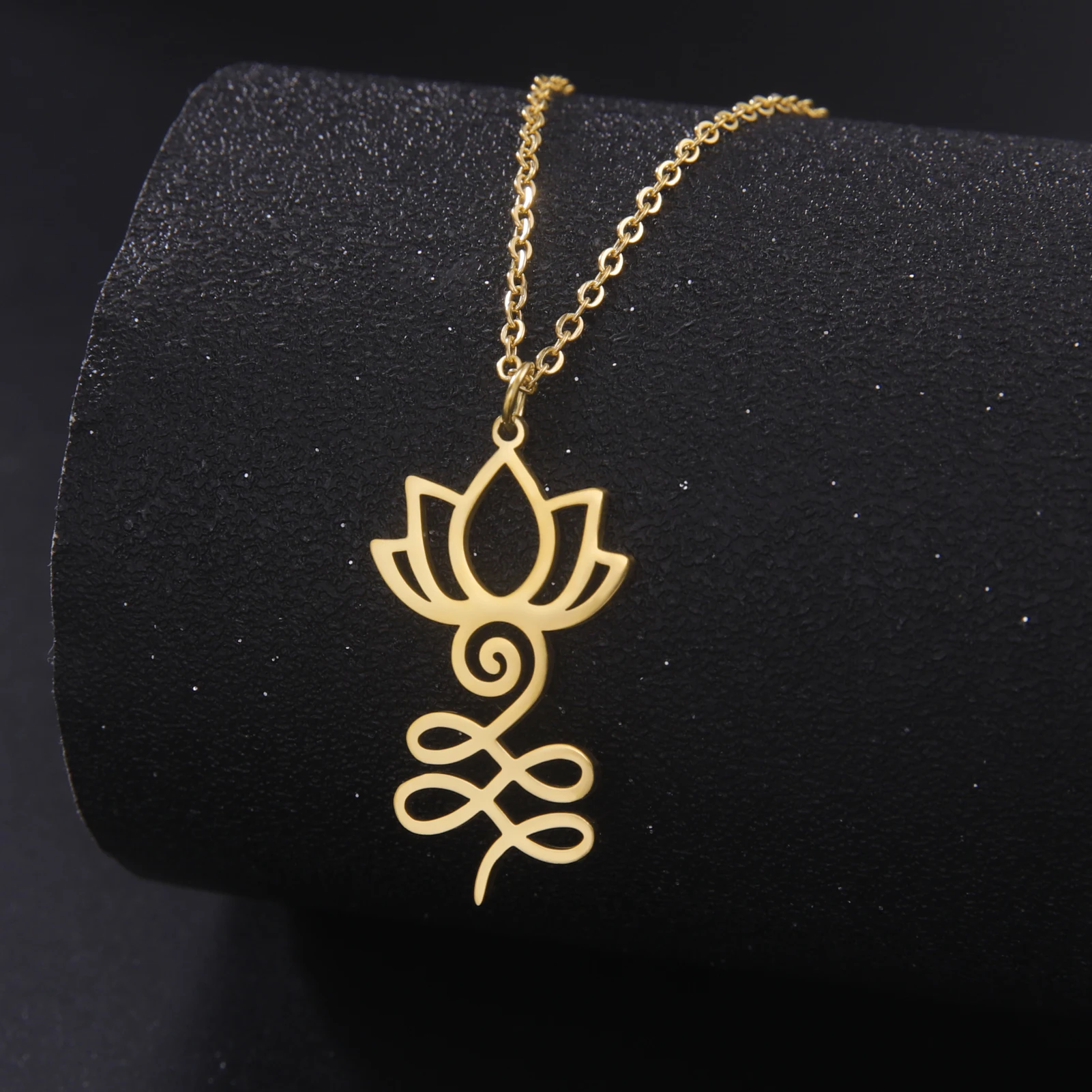 2023 New Lotus Pendant Necklace for Men and Women's Yoga Therapy Charm Fashion Stainless Steel Jewelry
2023 New Lotus Pendant Necklace for Men and Women's Yoga Therapy Charm Fashion Stainless Steel Jewelry