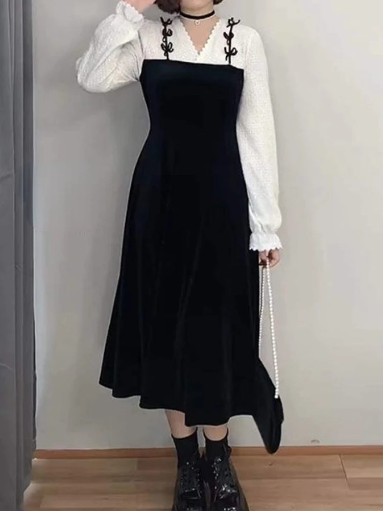 Spring Lace Black Elegant Dress Women Retro Party Midi Two Piece Set Dress Female Patchwork Korean Fashion Vintage Dress 2022
Spring Lace Black Elegant Dress Women Retro Party Midi Two Piece Set Dress Female Patchwork Korean Fashion Vintage Dress 2022
