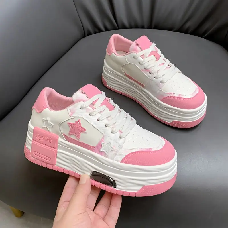 Genuine Leather Platform Sneakers Women's 2023 Early Spring New Color Matching XINGX Platform Casual Fashion Shoes
Genuine Leather Platform Sneakers Women's 2023 Early Spring New Color Matching XINGX Platform Casual Fashion Shoes