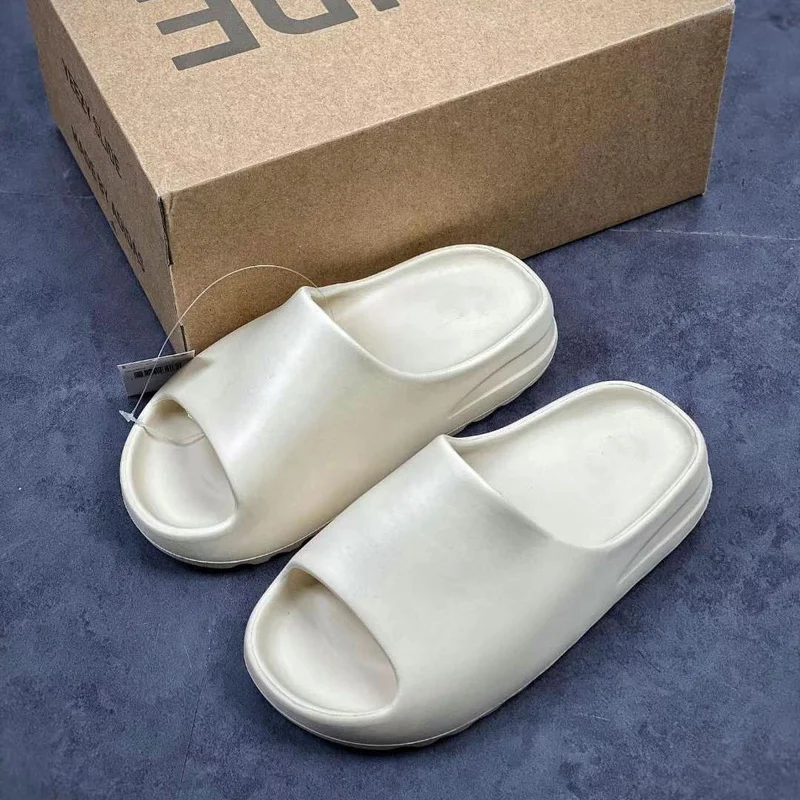 2022 Men Luxury Sneaker Slippers Fashion House Designer Shoes Women Flip Flops Outdoor Beach Sandal Letters Slides High Quality
2022 Men Luxury Sneaker Slippers Fashion House Designer Shoes Women Flip Flops Outdoor Beach Sandal Letters Slides High Quality