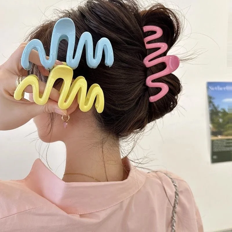 Jelly Color Wavy Crab Hair Claw Clip Acrylic Ponytail Holder Korean Fashion Shark Clip 2023 Summer Hair Accessories Headwear
Jelly Color Wavy Crab Hair Claw Clip Acrylic Ponytail Holder Korean Fashion Shark Clip 2023 Summer Hair Accessories Headwear