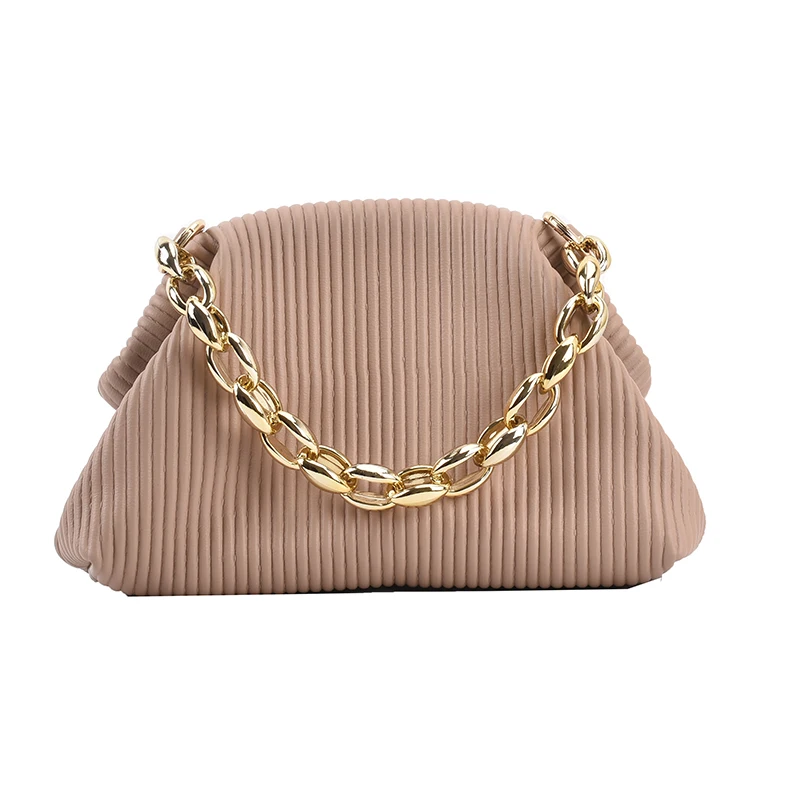 Chain Underarm Bag 2022 Summer New High-quality Soft PU Leather Women's Designer Handbag Luxury Brand Shoulder Messenger Bag
Chain Underarm Bag 2022 Summer New High-quality Soft PU Leather Women's Designer Handbag Luxury Brand Shoulder Messenger Bag