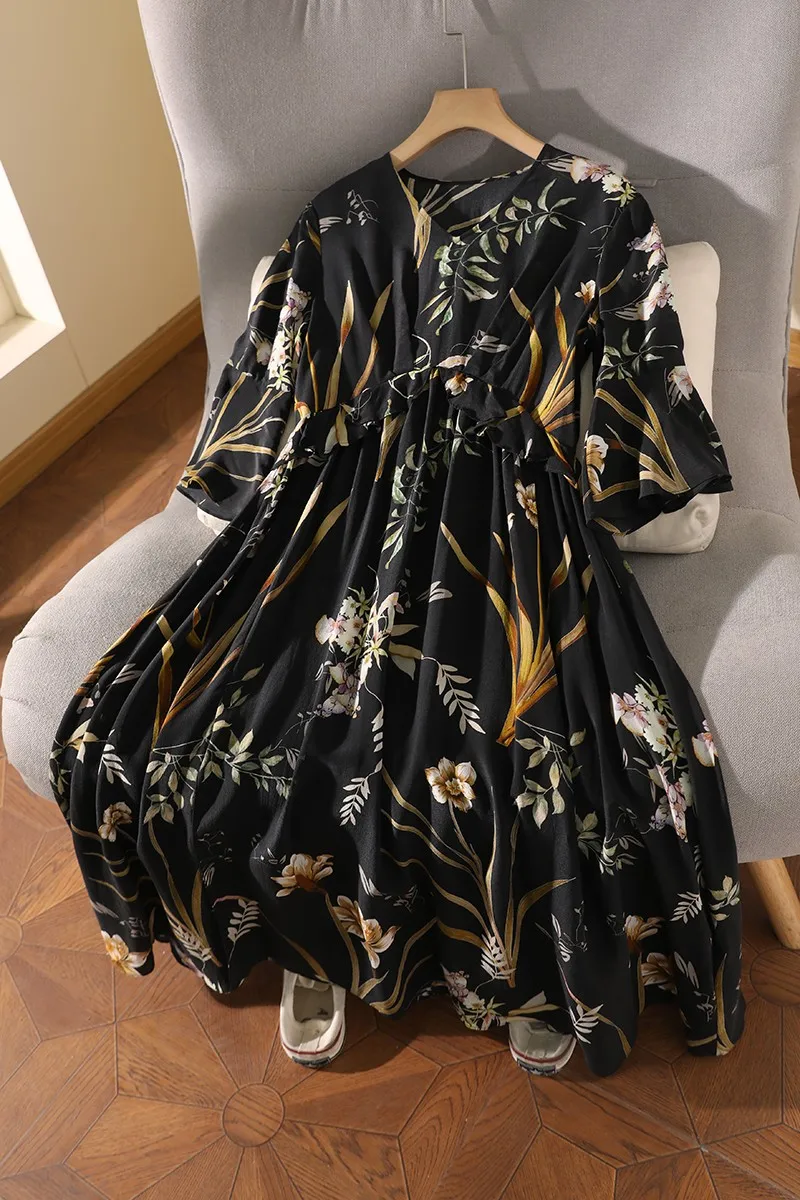 Dress Women Casual Pure Silk Medium Length Women's Dress V-Neck Flare Short Sleeve Pullover Skirt Side Open Hem Flower Design
Dress Women Casual Pure Silk Medium Length Women's Dress V-Neck Flare Short Sleeve Pullover Skirt Side Open Hem Flower Design