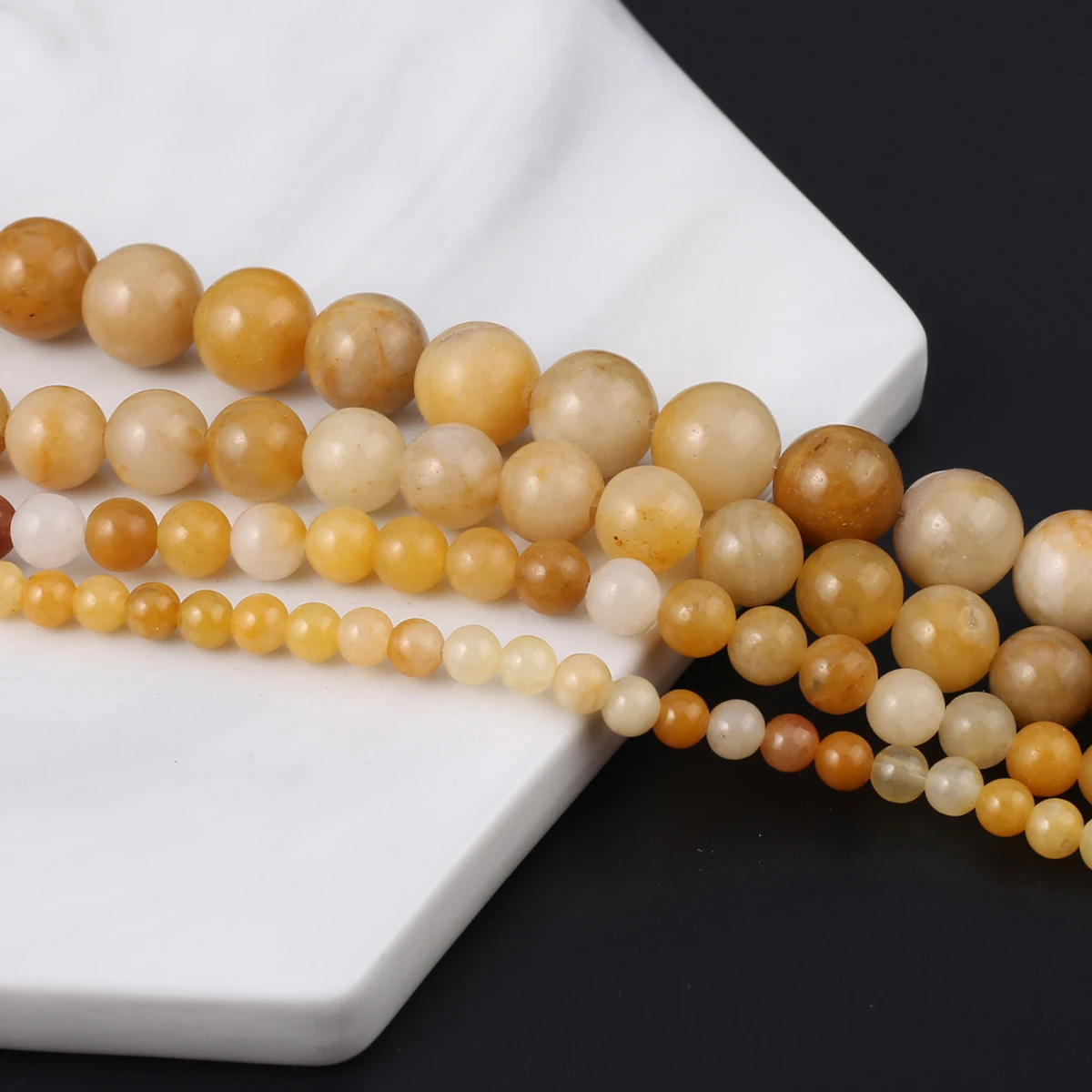 Бусина из Гоби нефрита, круглые бусины из натурального камня с гладкой поверхностью, 1 нить, 4/6/8/10 мм, подвески для ожерелья «сделай сам», аксе...
Бусина из Гоби нефрита, круглые бусины из натурального камня с гладкой поверхностью, 1 нить, 4/6/8/10 мм, подвески для ожерелья «сделай сам», аксе...