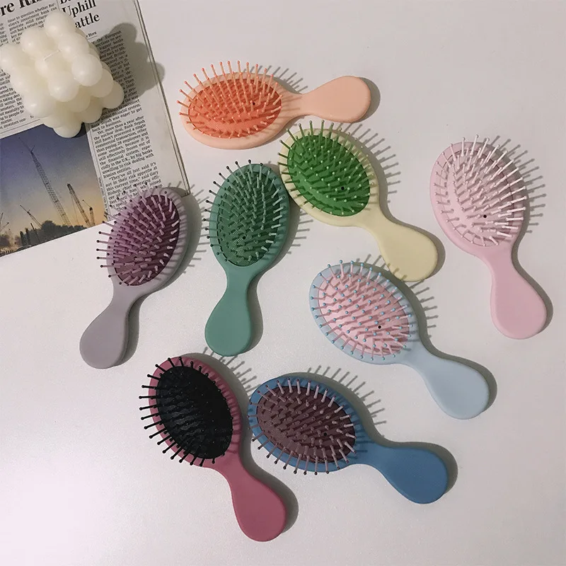 Candy-colored mini children's airbag comb air cushion massage comb girl cute hairdressing small comb folding portable comb
Candy-colored mini children's airbag comb air cushion massage comb girl cute hairdressing small comb folding portable comb