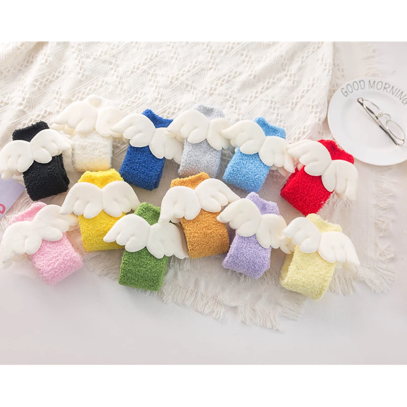 Socks Women wing Fluffy Coral Velvet Thick Warm Winter Socks Girls Indoor Floor Towel Sock Breathable Woman Cute Soks Meias 
Socks Women wing Fluffy Coral Velvet Thick Warm Winter Socks Girls Indoor Floor Towel Sock Breathable Woman Cute Soks Meias