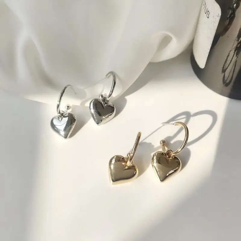 Coconal Temperament C Word Silver Color Earrings Fashion Simple Love Student Earrings Accessories Jewelry for Women's Gifts
Coconal Temperament C Word Silver Color Earrings Fashion Simple Love Student Earrings Accessories Jewelry for Women's Gifts