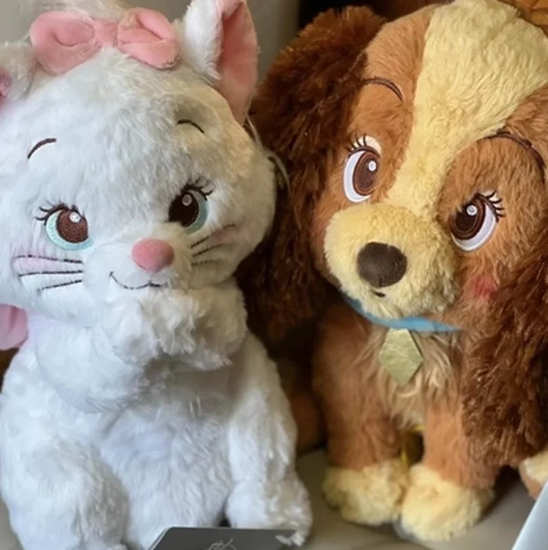 Настоящая Disney Lady And The Tramp Lady Dog Мультяшные плюшевые игрушки Мари котенок куклы Мягкие Мультяшные Детские подарок на день рождения для девочки
Настоящая Disney Lady And The Tramp Lady Dog Мультяшные плюшевые игрушки Мари котенок куклы Мягкие Мультяшные Детские подарок на день рождения для девочки