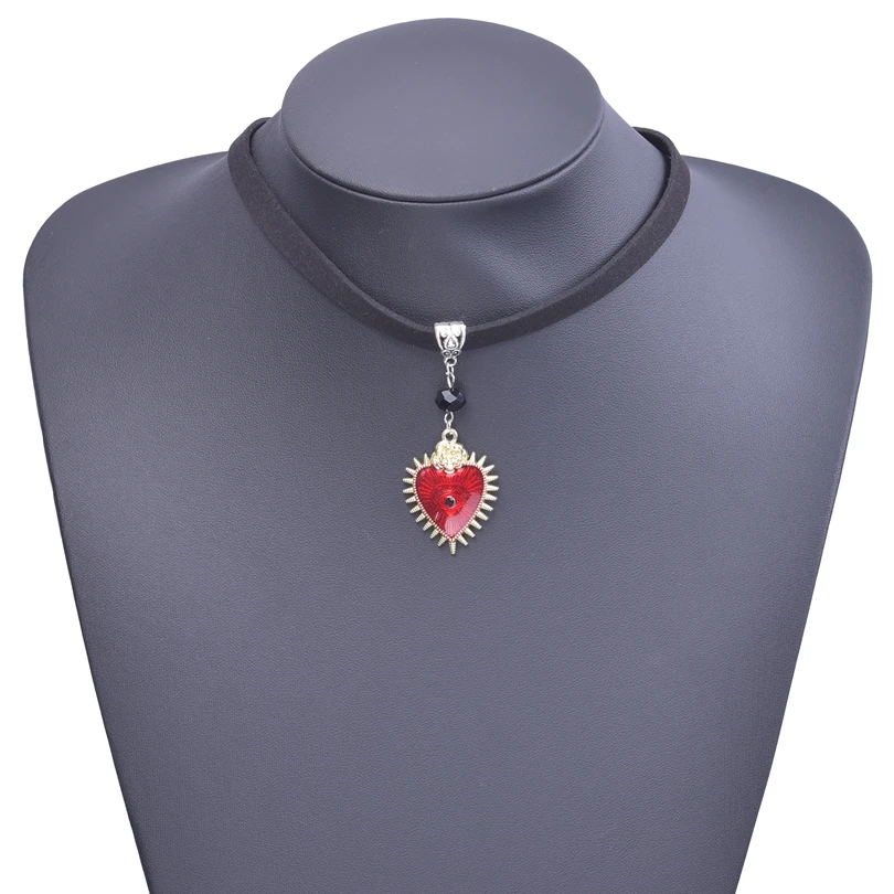 Gothic Sacred Heart Amulet Pendant Women Grunge Necklaces Vintage Lucky Turkish Evil Eye Witch Collier Homme Jewelry Making Bulk
Gothic Sacred Heart Amulet Pendant Women Grunge Necklaces Vintage Lucky Turkish Evil Eye Witch Collier Homme Jewelry Making Bulk