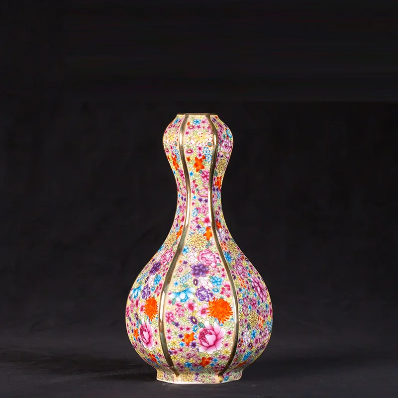 Yongzheng enamel vase with gold flower vase Jingdezhen antique ceramic vase vase
Yongzheng enamel vase with gold flower vase Jingdezhen antique ceramic vase vase