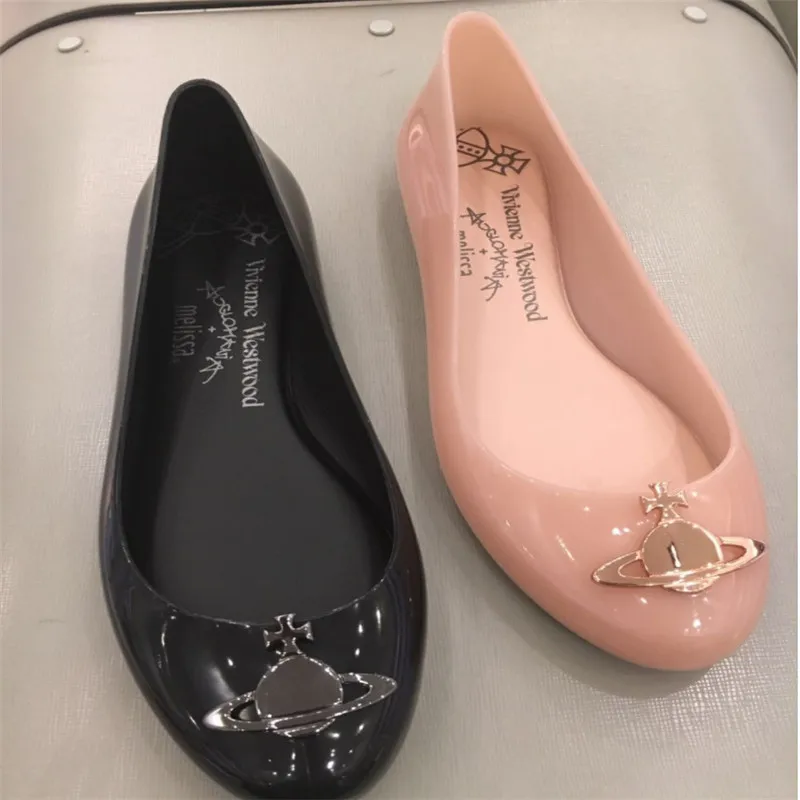 2022 Spring Summer New Women's Single Shoes Fashion Saturn PVC Jelly Shoes Ladies Soft Sole Beach Shoes with Fragrant
2022 Spring Summer New Women's Single Shoes Fashion Saturn PVC Jelly Shoes Ladies Soft Sole Beach Shoes with Fragrant