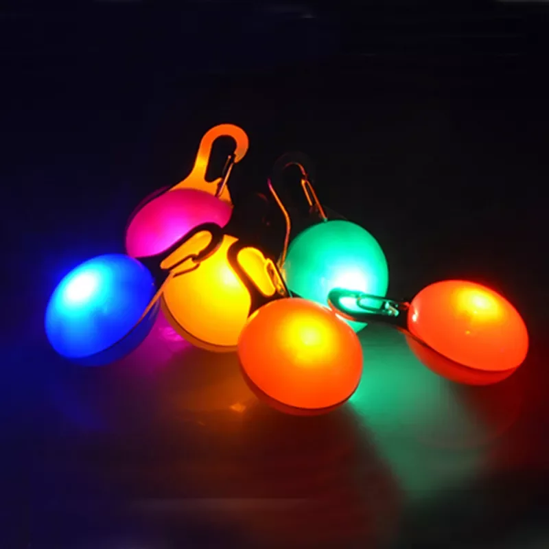 1PC LED Pet Dog Collar Glowing Pendant Night Safety Pet Leads Necklace Luminous Bright Decor Collars for Dogs Night Light
1PC LED Pet Dog Collar Glowing Pendant Night Safety Pet Leads Necklace Luminous Bright Decor Collars for Dogs Night Light