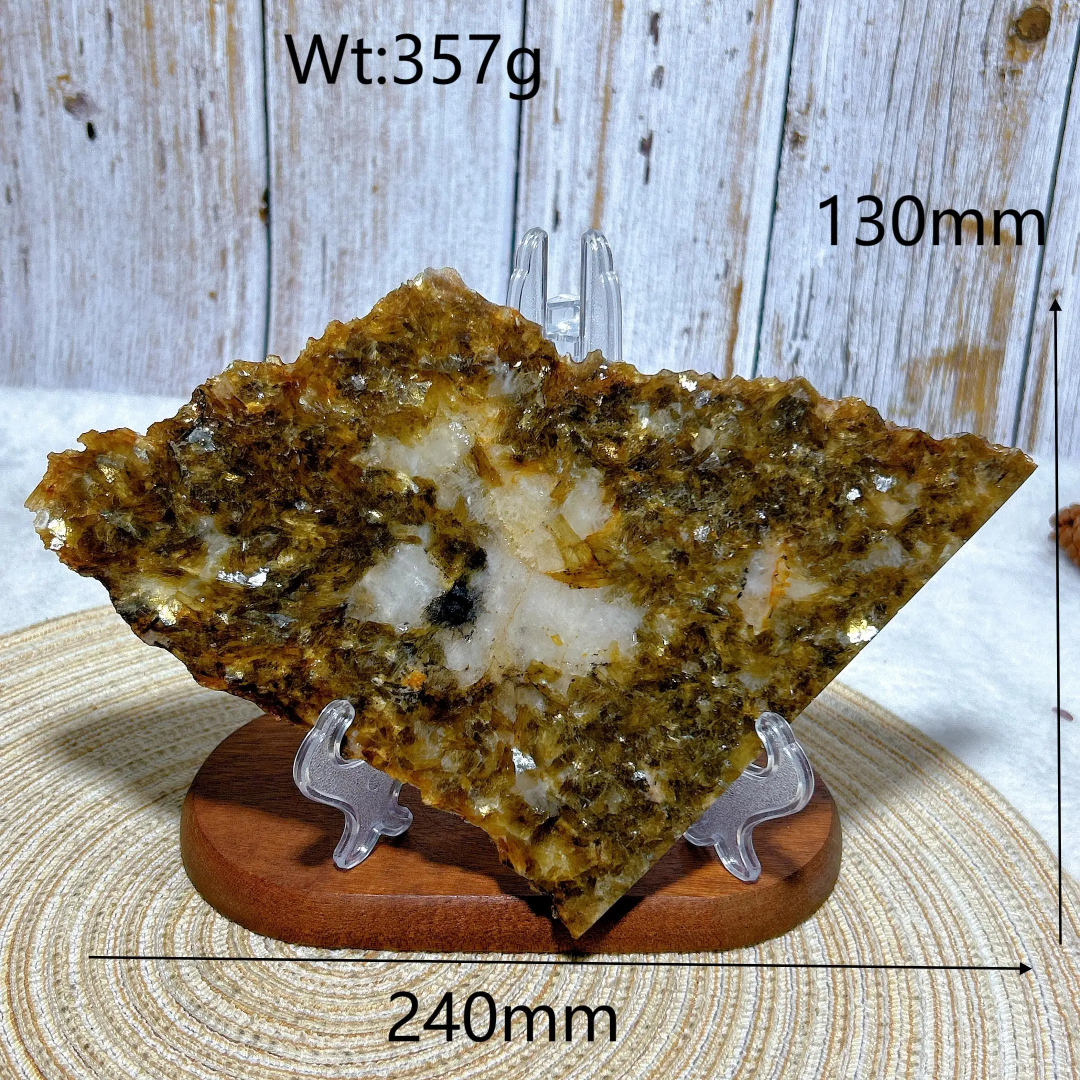 Золотой флогопит, камень для дома
Золотой флогопит, камень для дома