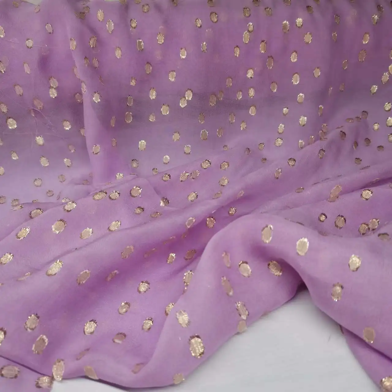 

Jacquard Mulberry Silk Fabric Metallic Georgette Saree Somali Dirac Sewing Material