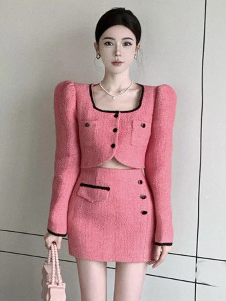 High Quality Small Fragrant Tweed Two Piece Sets Women Outfits French Short Jacket Coat + Shorts Suits Fashion 2pcs Pant Sets
High Quality Small Fragrant Tweed Two Piece Sets Women Outfits French Short Jacket Coat + Shorts Suits Fashion 2pcs Pant Sets