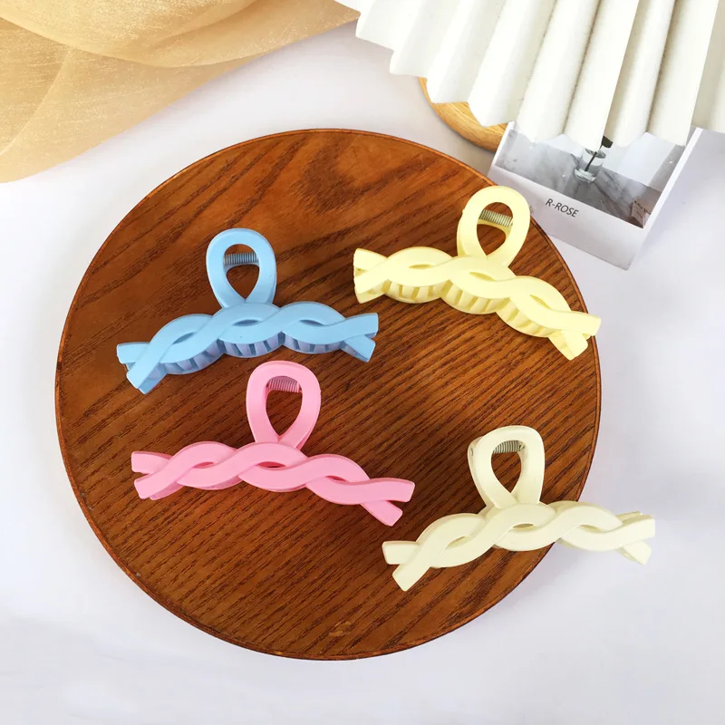 Twist Simple Candy Cute Hair Clip Claw Clamp Summer Multi Hair Accessories for Women
Twist Simple Candy Cute Hair Clip Claw Clamp Summer Multi Hair Accessories for Women