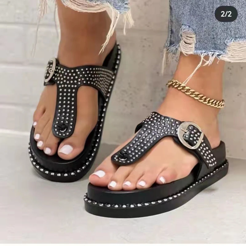 2022 New Summer Sandals Women's Muffin Thick Bottom T-shaped Rhinestone European and American Large Size Women's Slippers
2022 New Summer Sandals Women's Muffin Thick Bottom T-shaped Rhinestone European and American Large Size Women's Slippers