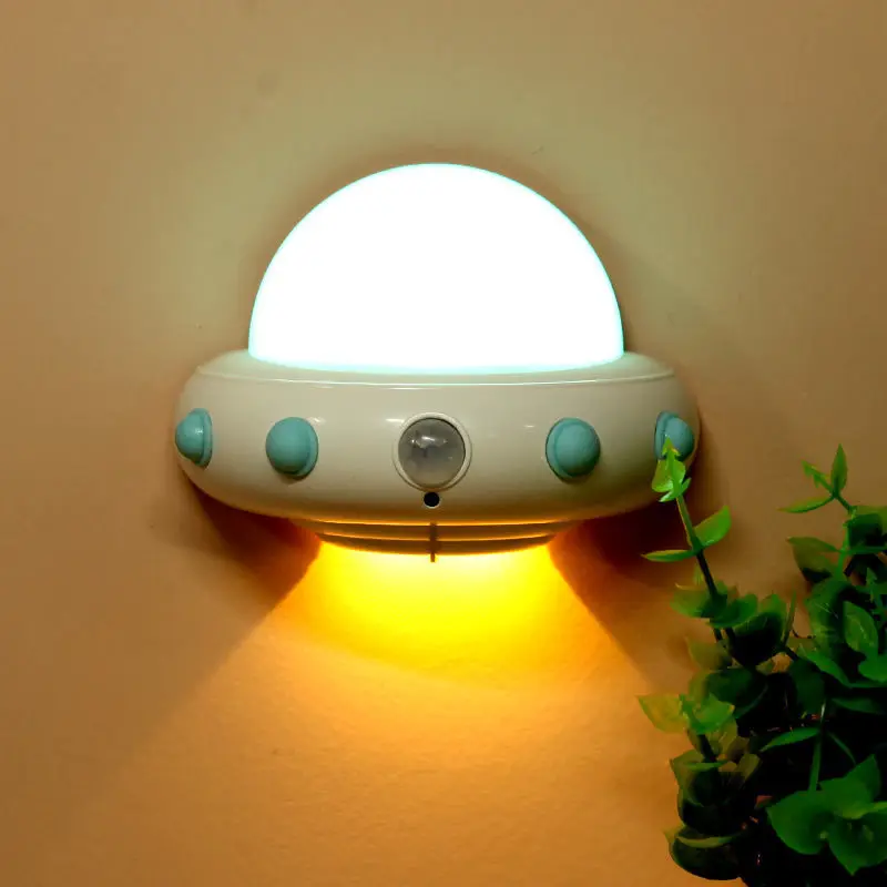 1PC Intelligent Remote Control Night Light Plug-in Led Bedroom Light Bedside Lamp Flying Saucer Light Yellow / Blue Living Room
1PC Intelligent Remote Control Night Light Plug-in Led Bedroom Light Bedside Lamp Flying Saucer Light Yellow / Blue Living Room