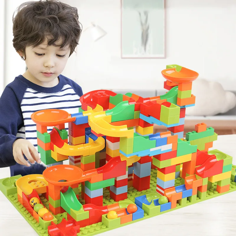 168-336pcs Kids Color Puzzle City Building Block Toys DIY Assembly Track Hand Eye Ability Boys Girls Children Toy Birthday Gifts
168-336pcs Kids Color Puzzle City Building Block Toys DIY Assembly Track Hand Eye Ability Boys Girls Children Toy Birthday Gifts