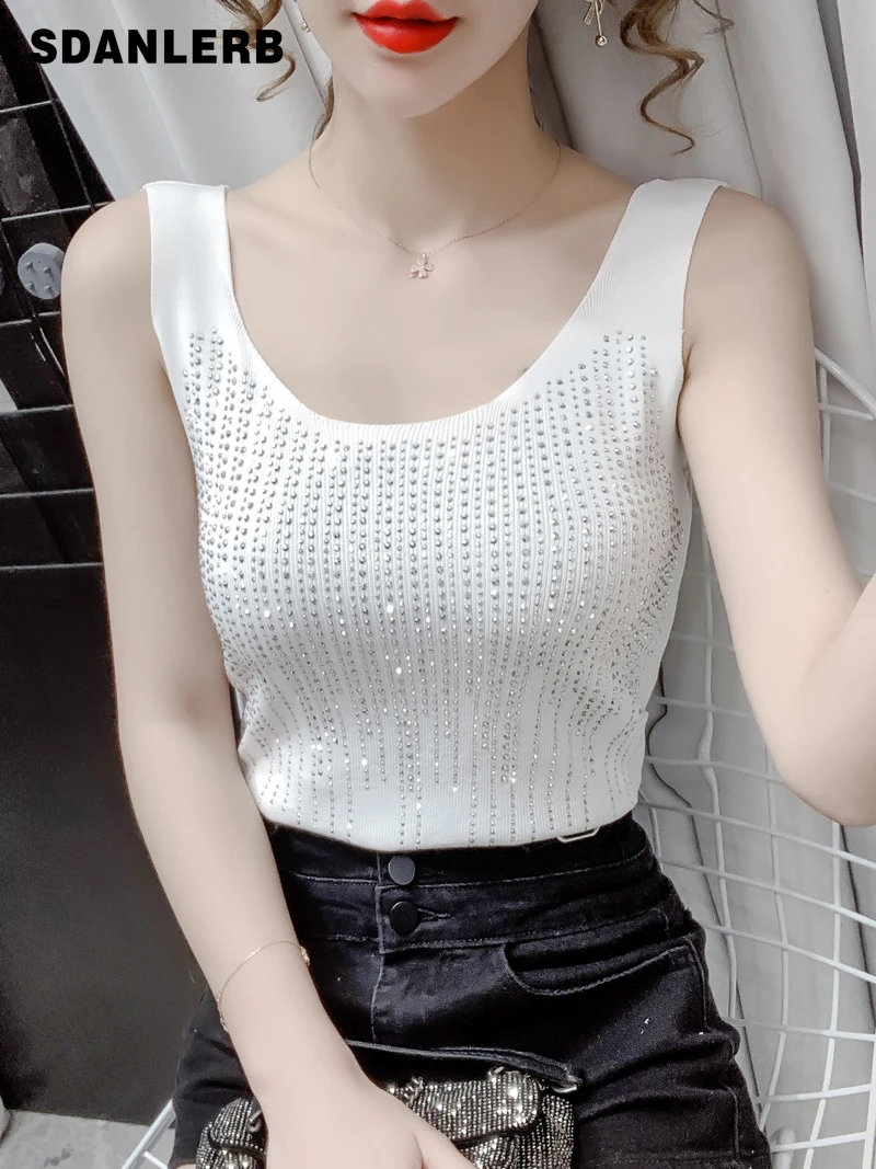 Heavy Embroidery Hot Drilling Camisole Women's Inner Wear Vest 2022 Summer New Fashionable Outer Wear Backless Tank Top
Heavy Embroidery Hot Drilling Camisole Women's Inner Wear Vest 2022 Summer New Fashionable Outer Wear Backless Tank Top