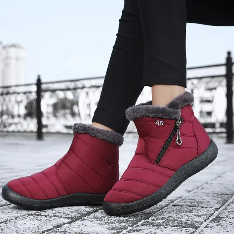 2023 New Winter Femme Snow Boots Warm Plush Waterproof Cloth Snow Boots Wear-resistant Anti-slip Cotton Sports Shoes Botas Mujer
2023 New Winter Femme Snow Boots Warm Plush Waterproof Cloth Snow Boots Wear-resistant Anti-slip Cotton Sports Shoes Botas Mujer
