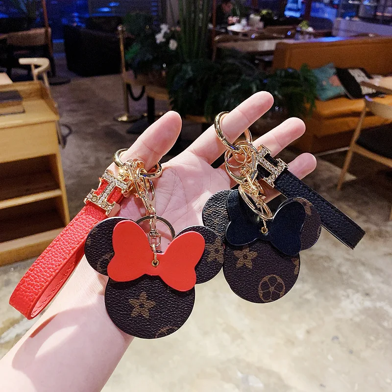 Leather Mickey Head Leather Keychain Car Key Pendant Leather Rope Bag Pendant Key Chain
Leather Mickey Head Leather Keychain Car Key Pendant Leather Rope Bag Pendant Key Chain