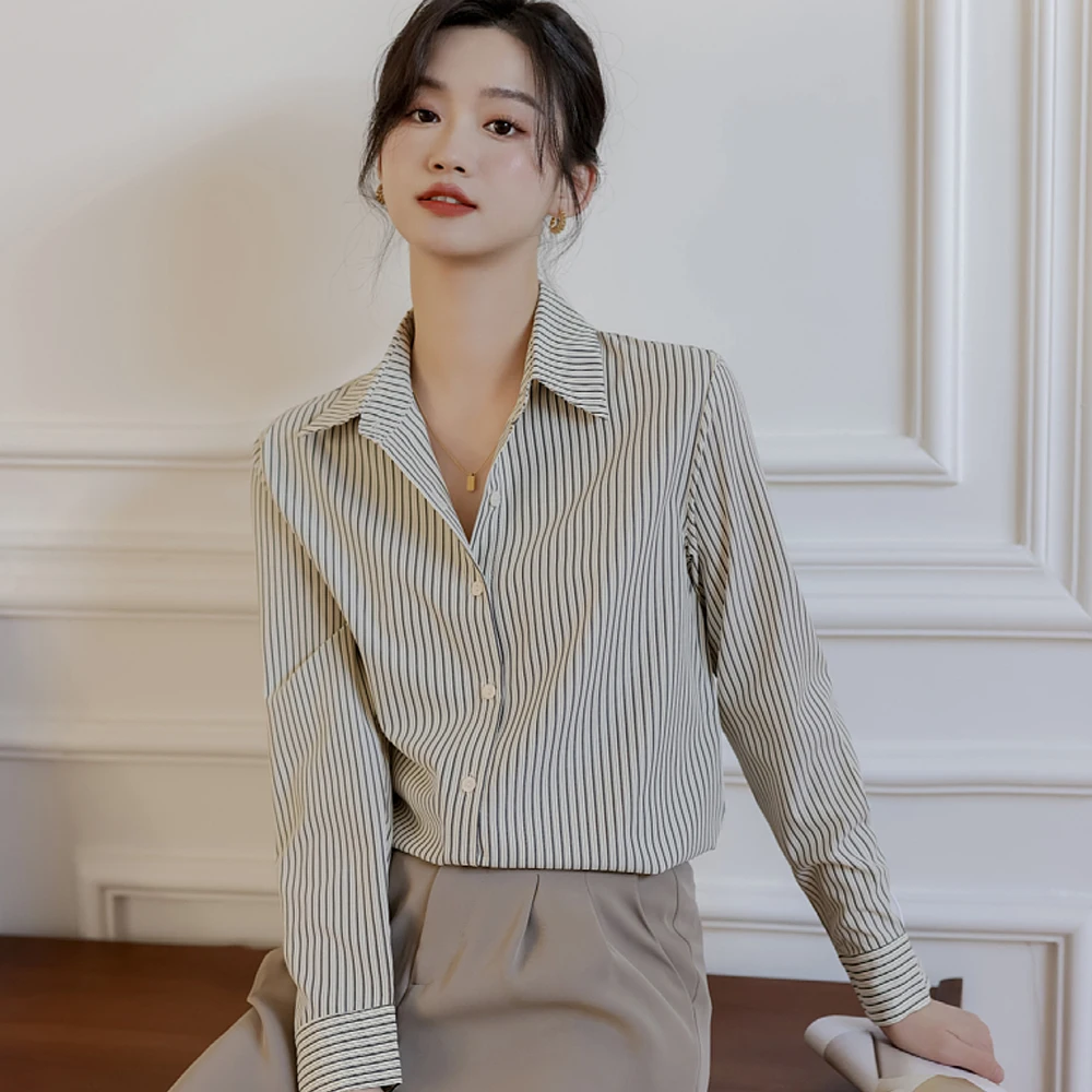 Classic Vintage Striped Shirts Women Blouses 2022 Autumn Long Sleeve Formal OL Style Tops Casual Ladies Basic Clothing Winter
Classic Vintage Striped Shirts Women Blouses 2022 Autumn Long Sleeve Formal OL Style Tops Casual Ladies Basic Clothing Winter